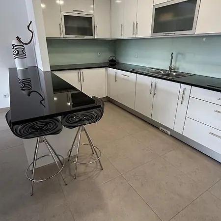 Διαμέρισμα Grand De Standing Au Coeur De La *