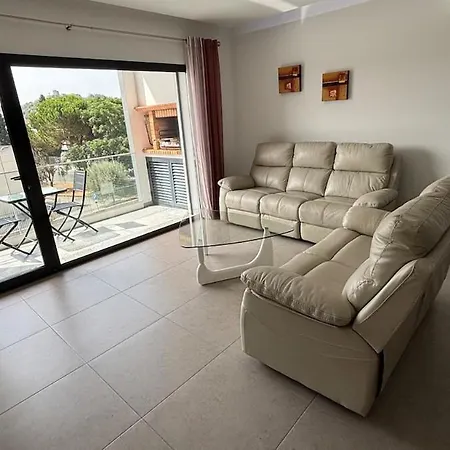 Grand De Standing Au Coeur De La Pombal (Leiria)